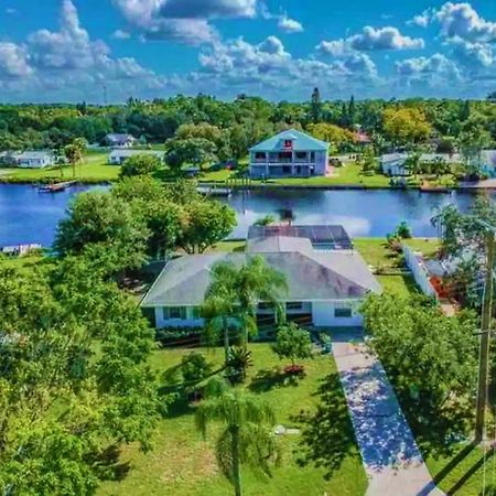 Blue Heron House, Private 4 Bedroom Waterfront W Heated Pool And Fire Pit Ruskin Exterior photo