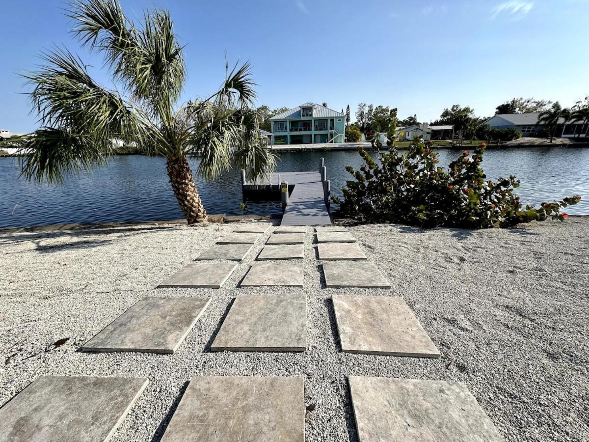 Blue Heron House, Private 4 Bedroom Waterfront W Heated Pool And Fire Pit Ruskin Exterior photo