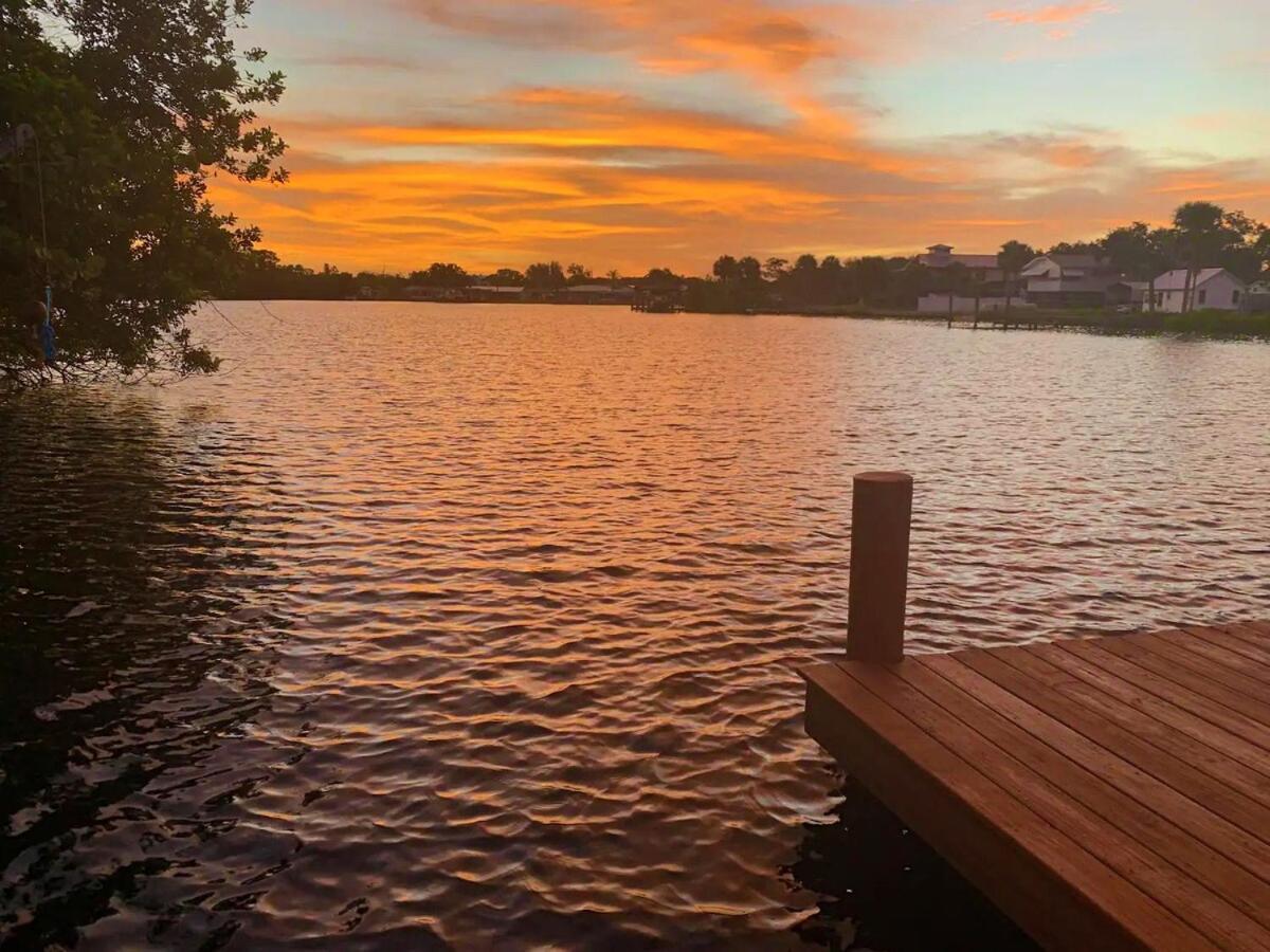 Blue Heron House, Private 4 Bedroom Waterfront W Heated Pool And Fire Pit Ruskin Exterior photo