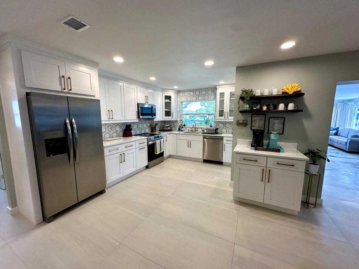 Blue Heron House, Private 4 Bedroom Waterfront W Heated Pool And Fire Pit Ruskin Exterior photo